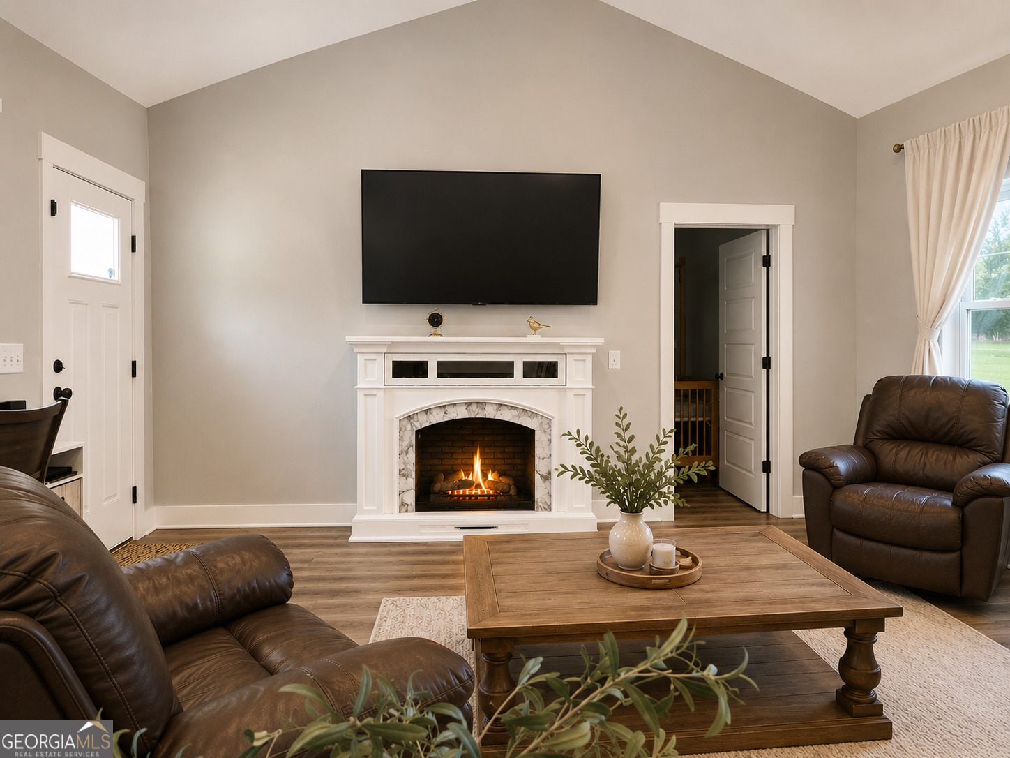 521 Borders Property Photo 16