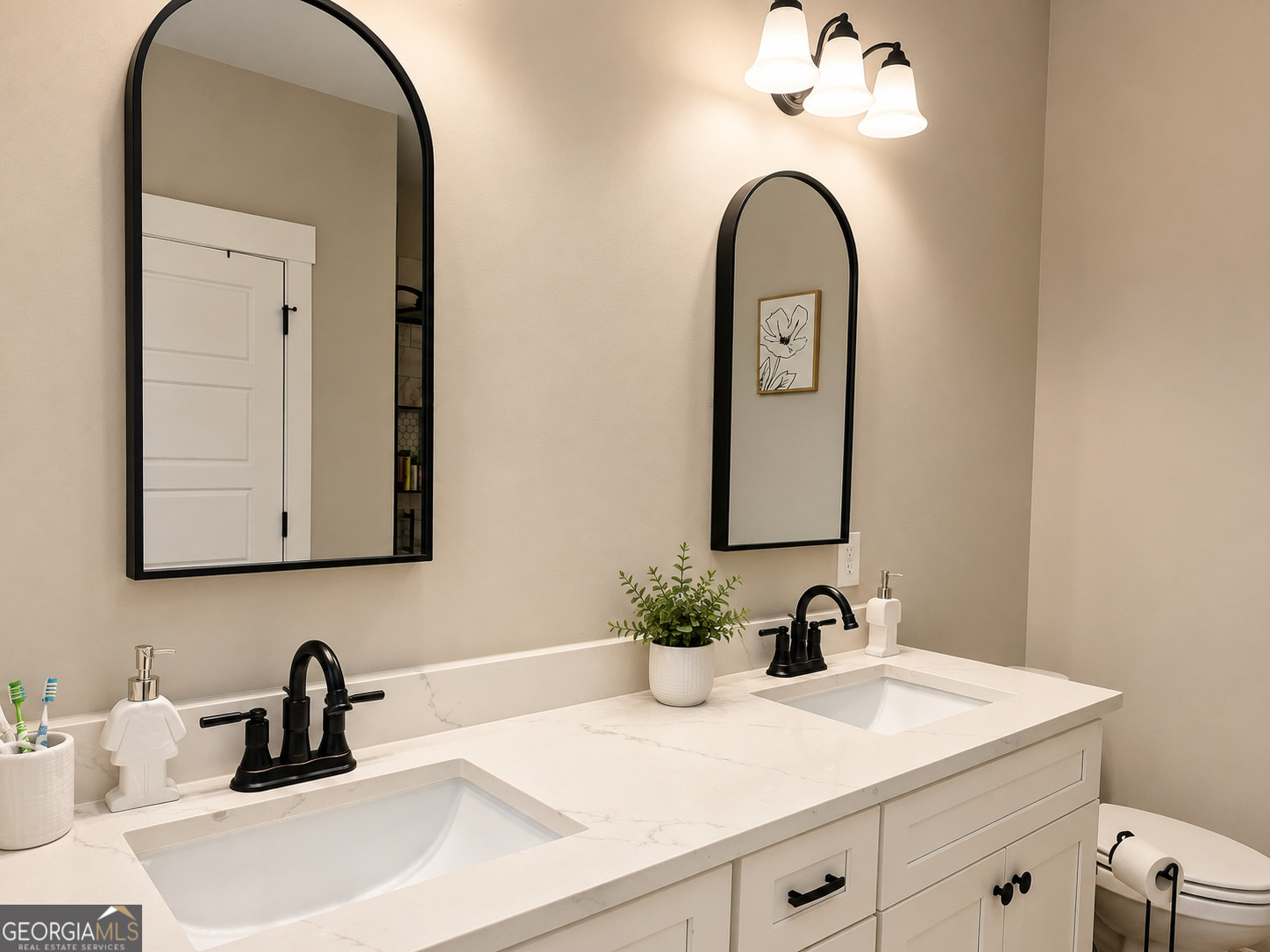 521 Borders Property Photo 21