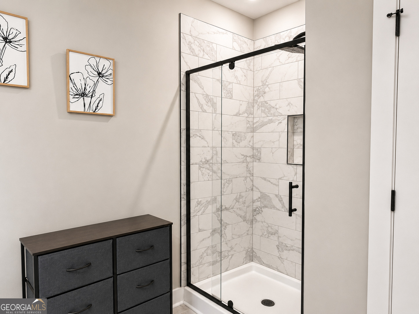 521 Borders Property Photo 22