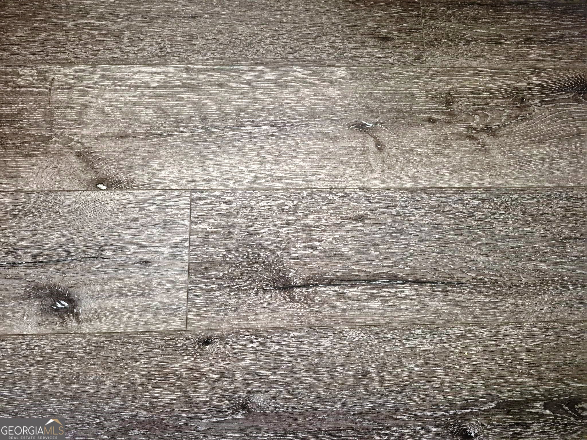 521 Borders Property Photo 32