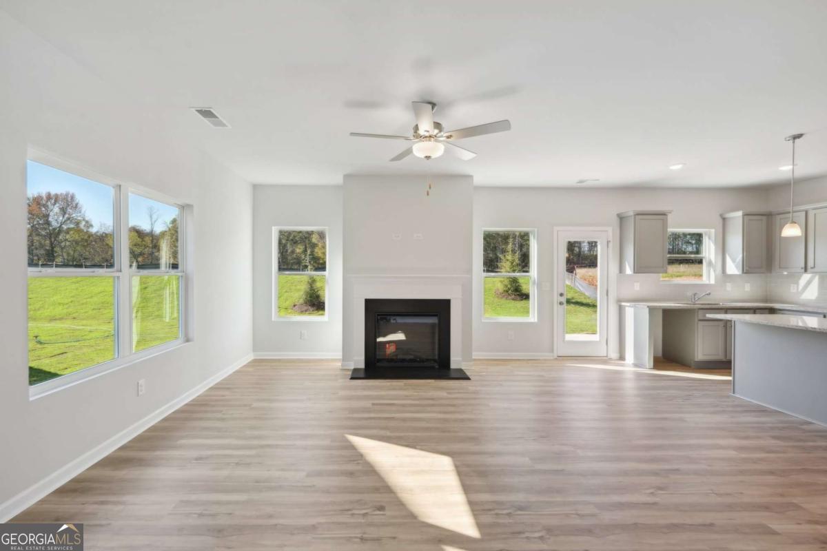 11834 Neely Lane Property Photo 8