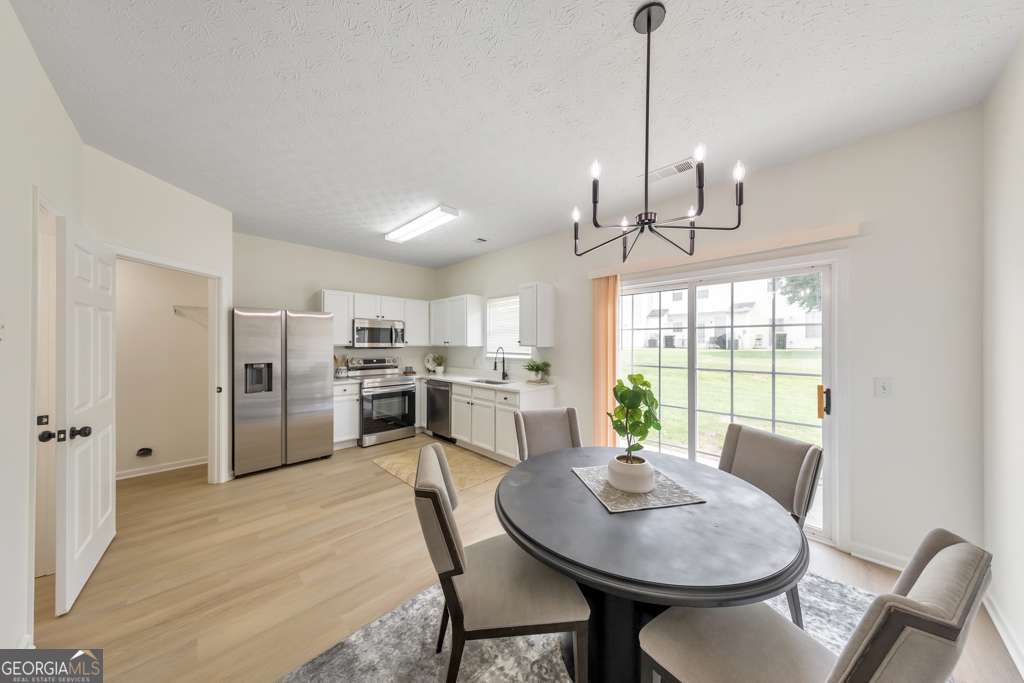 1779 Fielding Way Property Photo 6