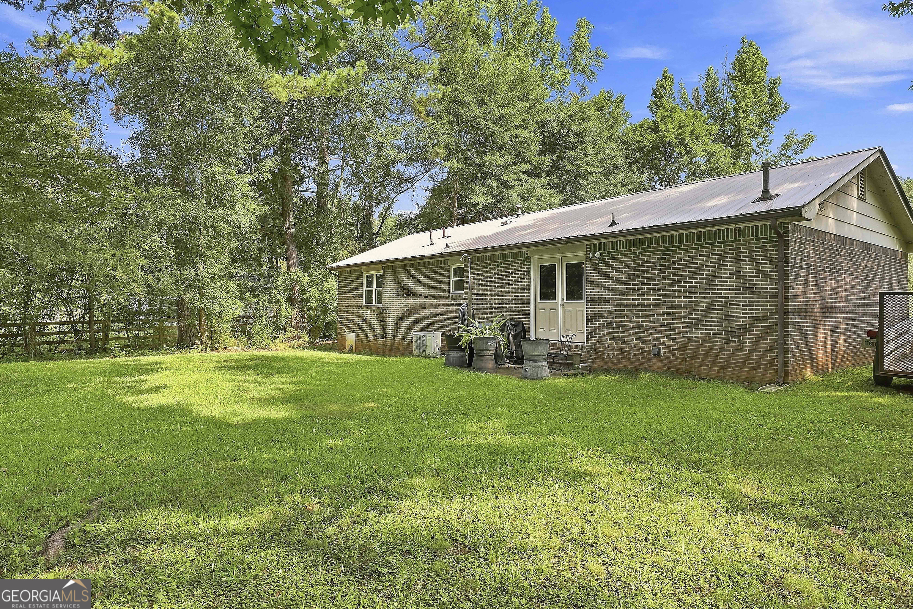 168 Glover Circle Property Photo 28