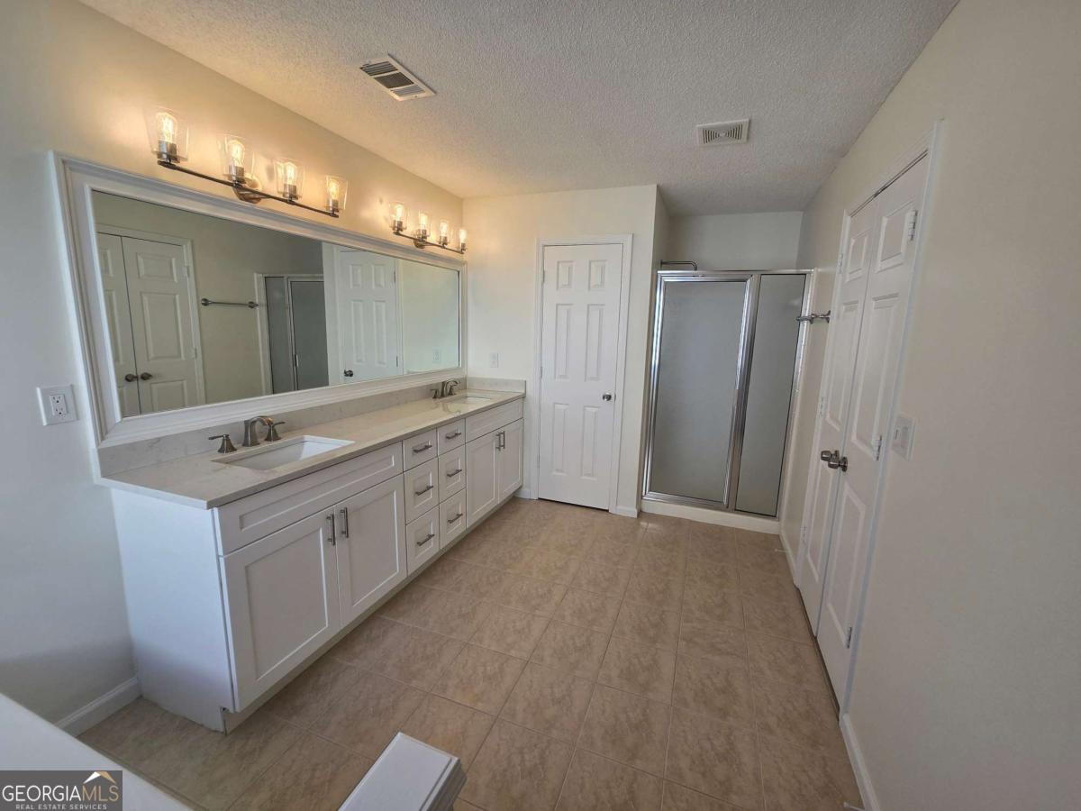 3075 Keyingham Way Property Photo 10