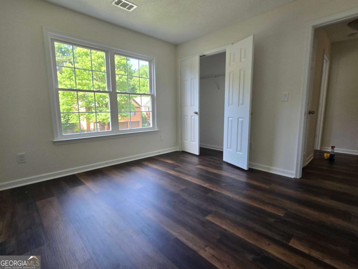 3075 Keyingham Way Property Photo 12