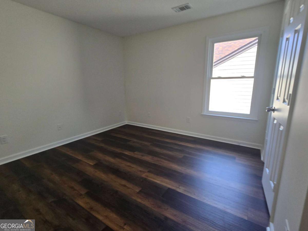 3075 Keyingham Way Property Photo 13