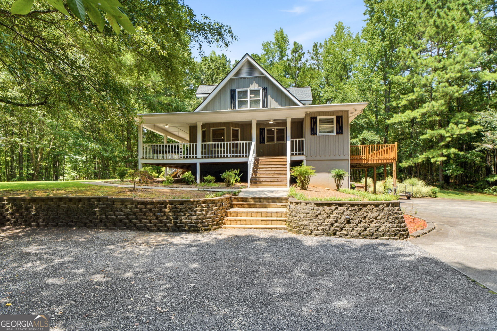 421 S Mount Carmel Road Property Photo 9