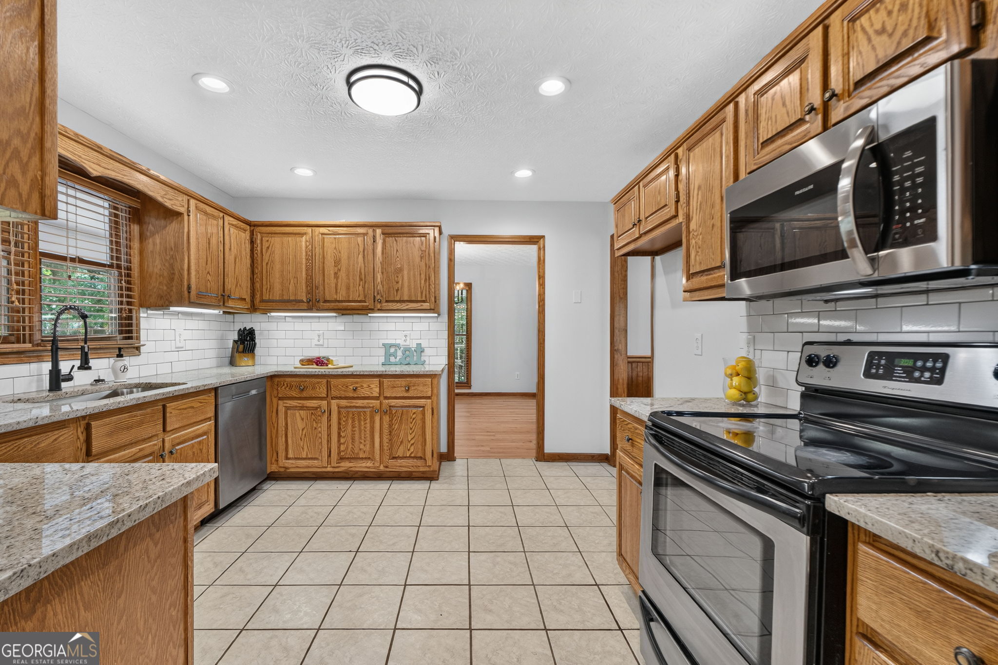 421 S Mount Carmel Road Property Photo 30