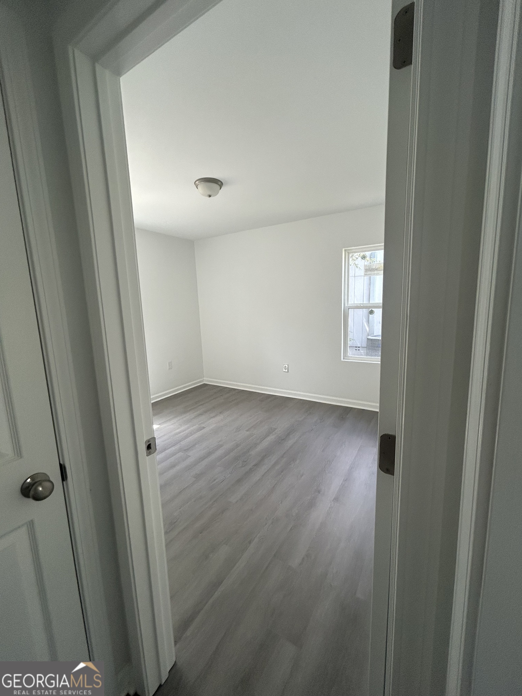 411 Chamlee Drive Property Photo 7