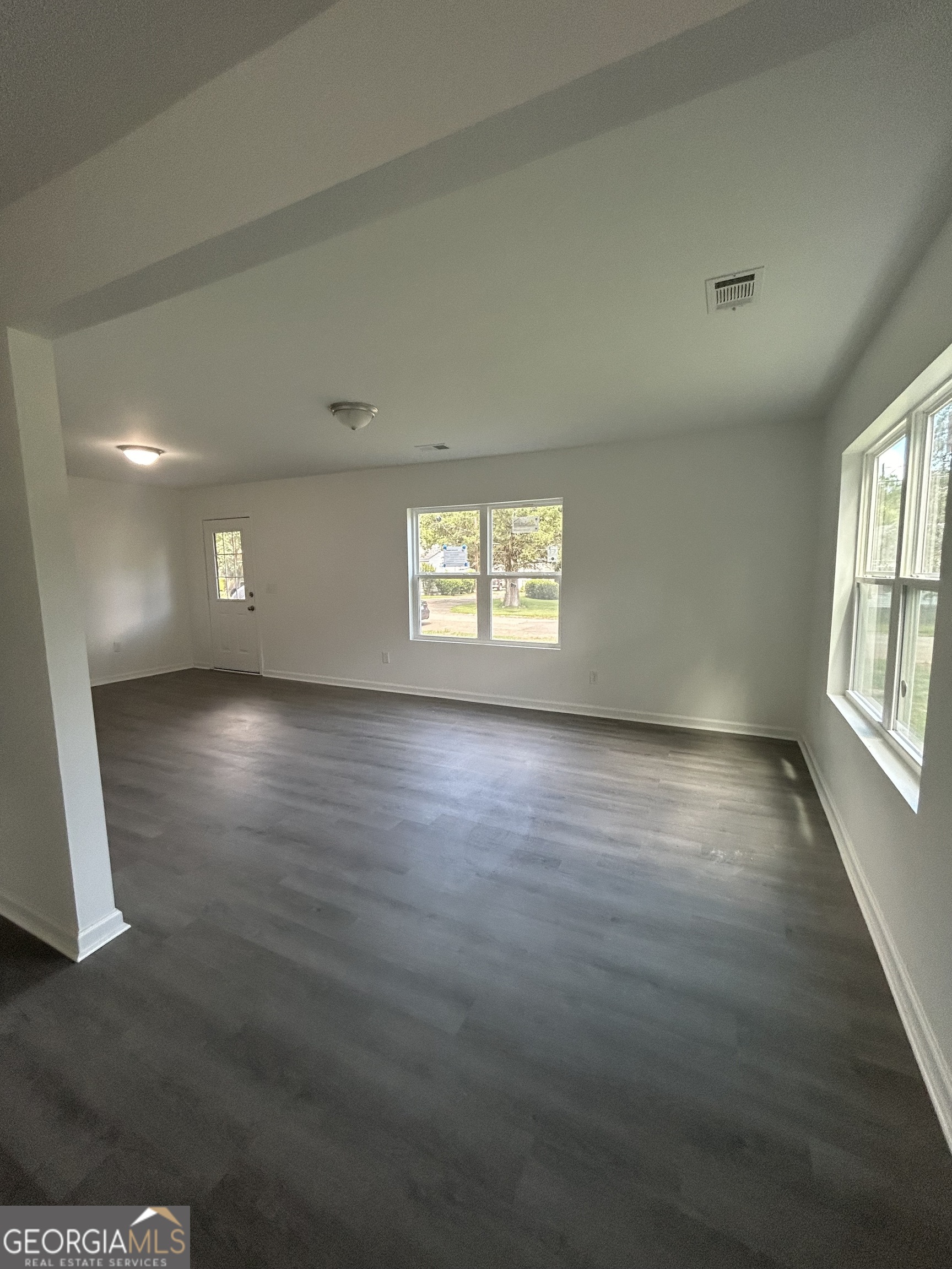 411 Chamlee Drive Property Photo 18