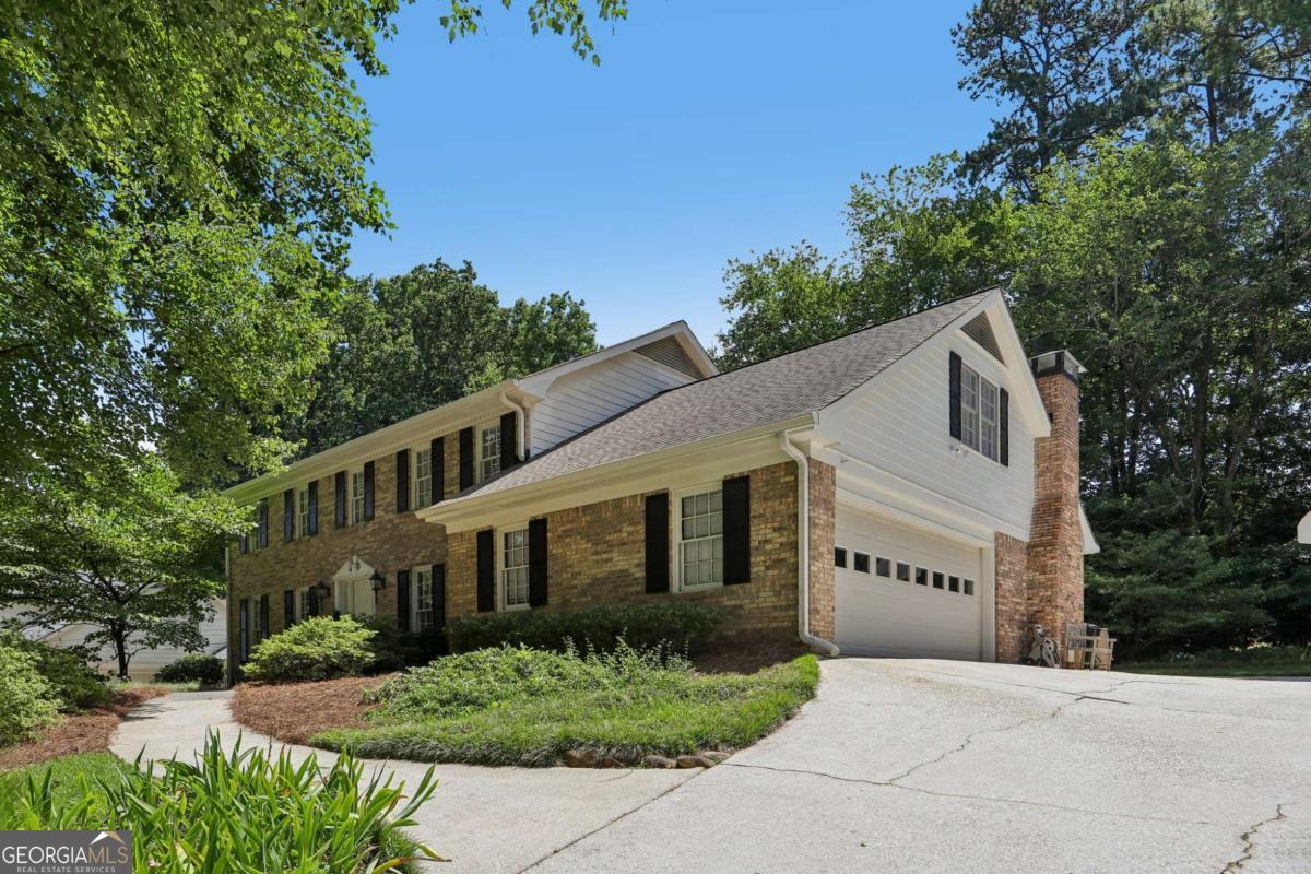 5271 Wyntercreek Way Property Photo 3