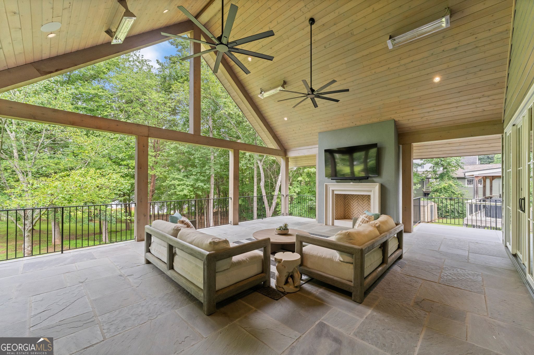 69 Winterhawk Cove Property Photo 43