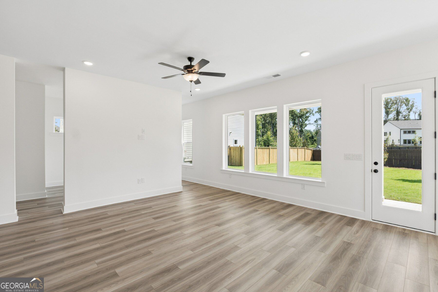 4920 Beechnut Circle Property Photo 10