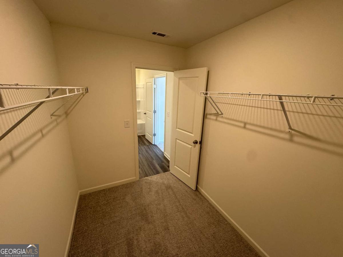 252 Gillis Way Property Photo 6