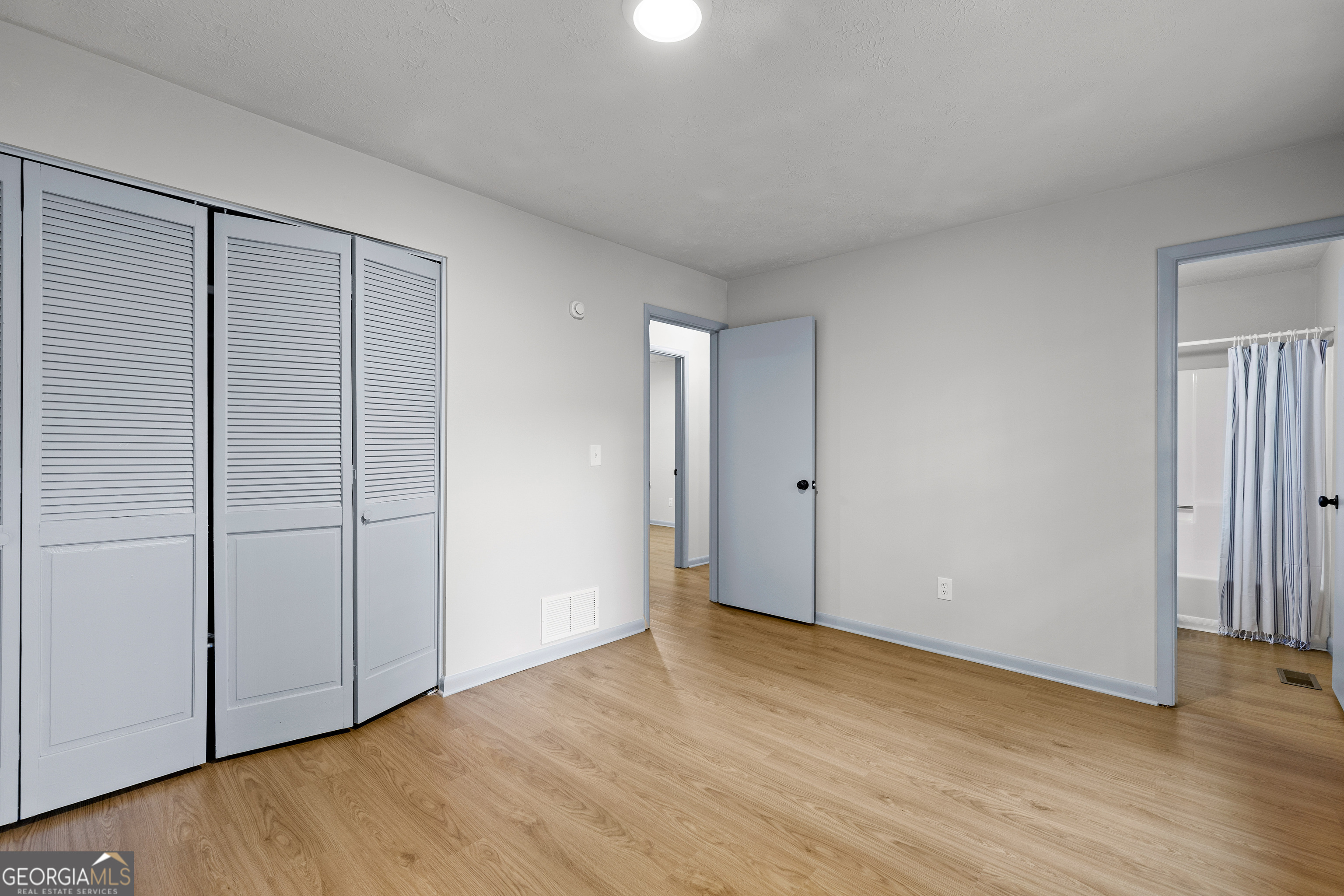 210 Hearthstone Drive Property Photo 16