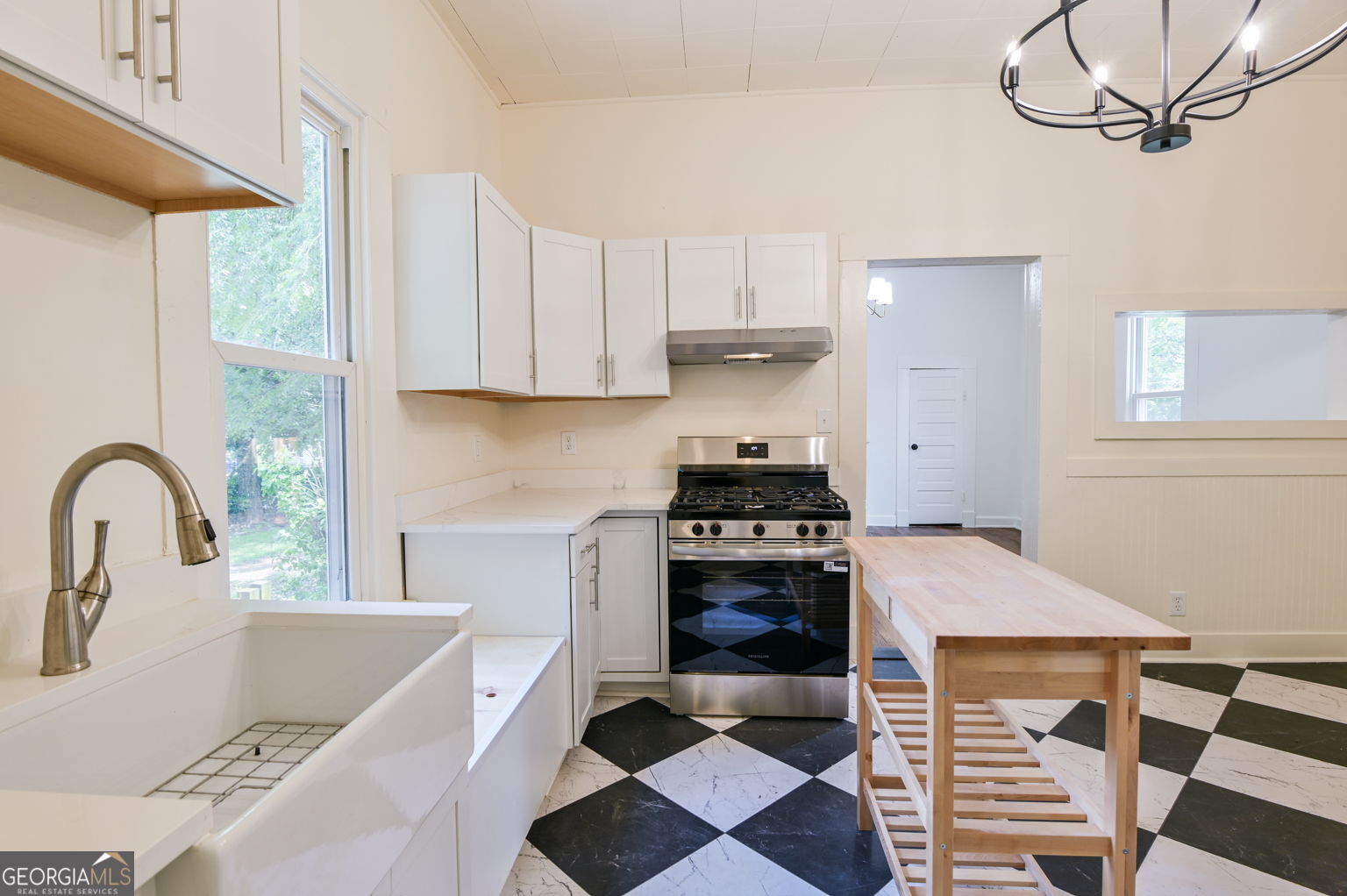 4131 Lott Street Ne Property Photo 18