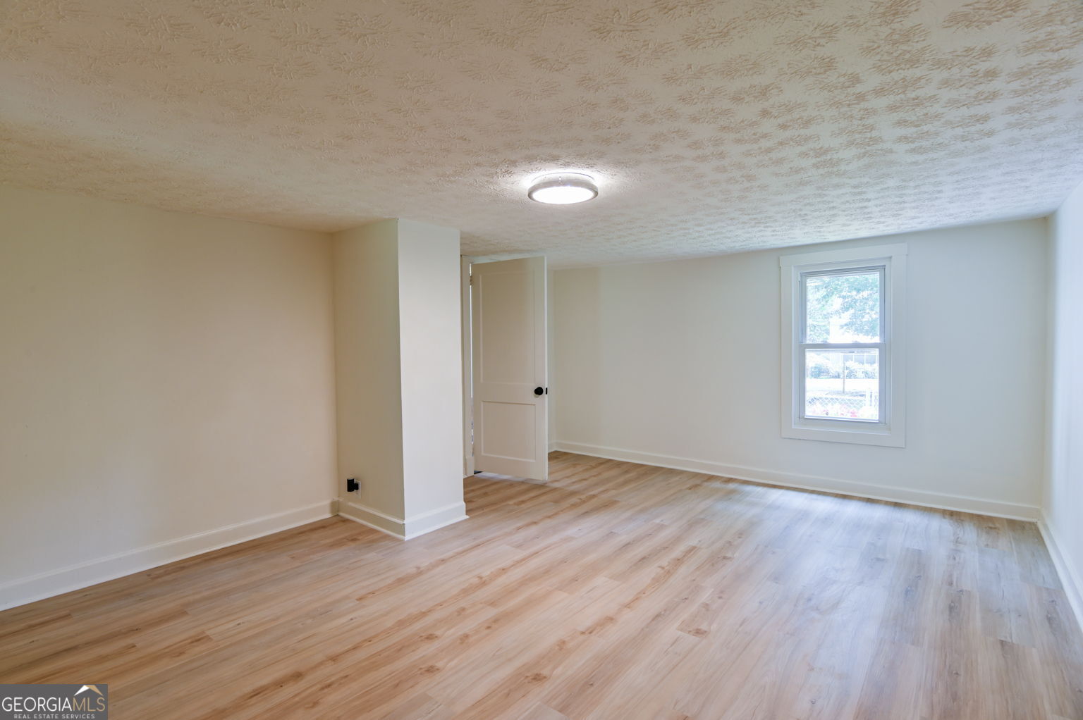 4131 Lott Street Ne Property Photo 24