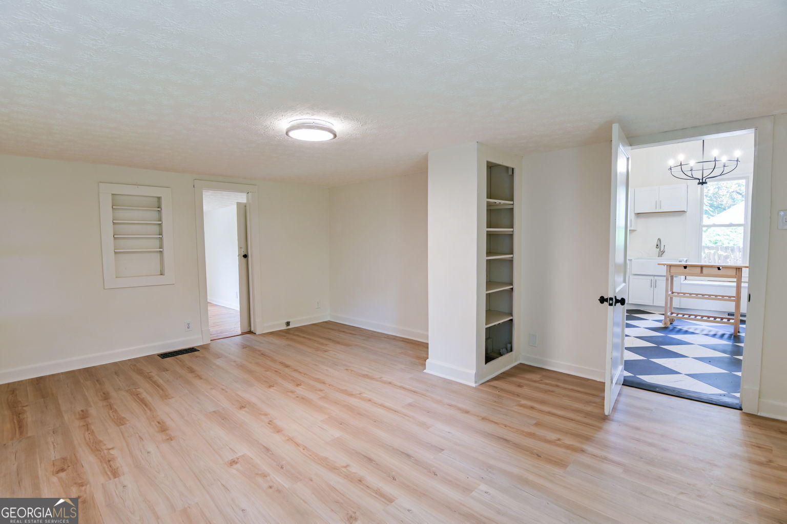 4131 Lott Street Ne Property Photo 25