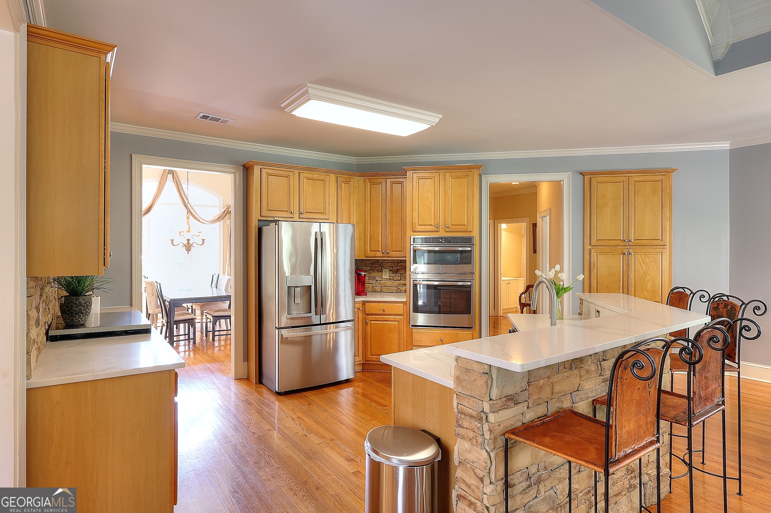3089 Brombley Drive Se Property Photo 3