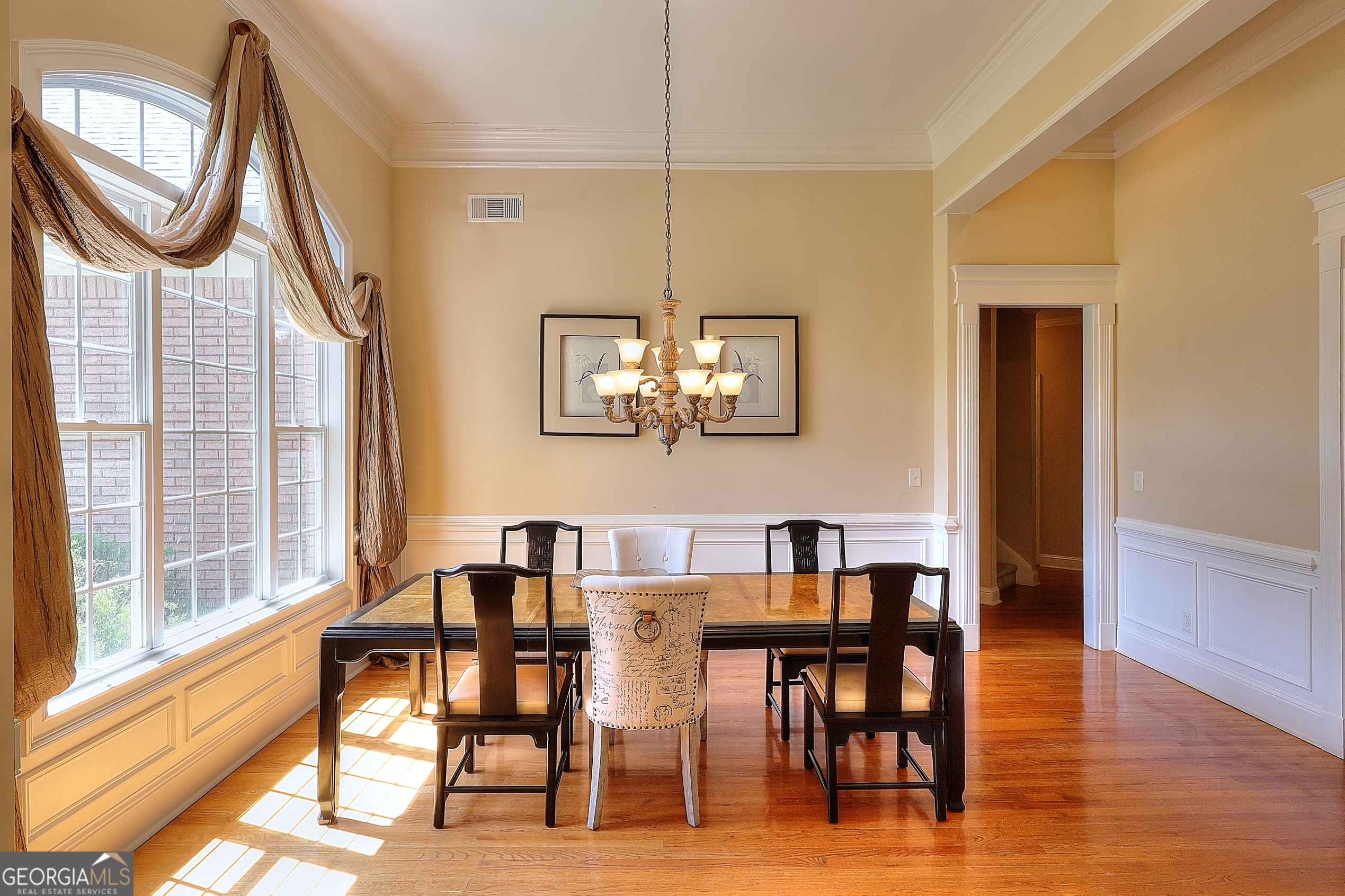 3089 Brombley Drive Se Property Photo 4