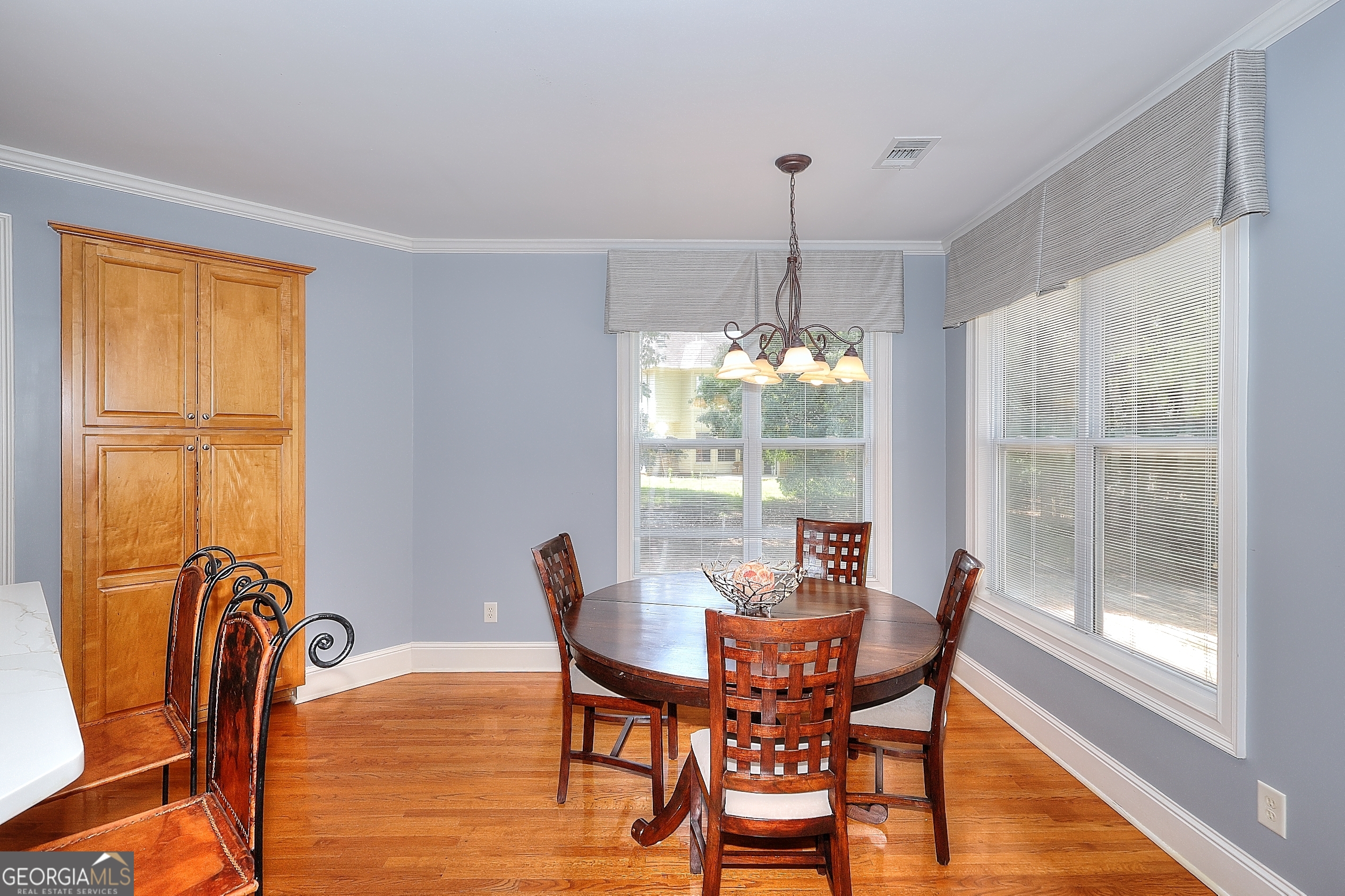 3089 Brombley Drive Se Property Photo 6