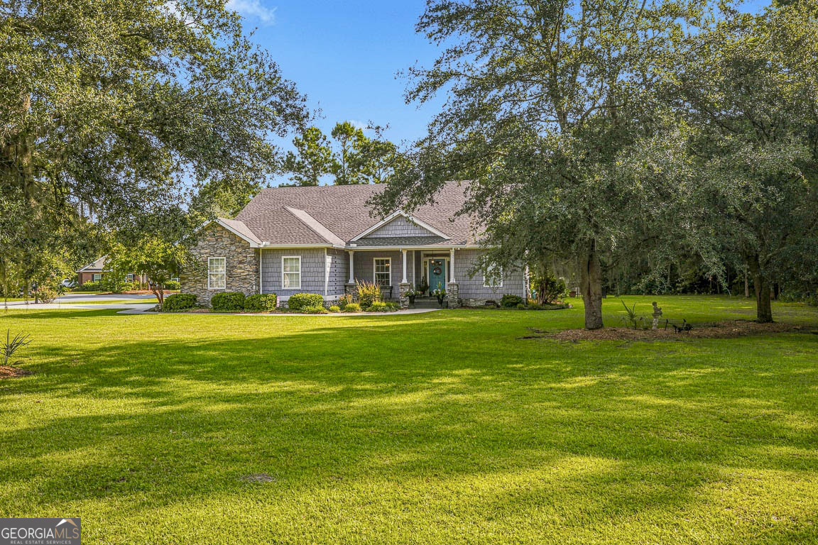 138 Drakes Landing Property Photo 1