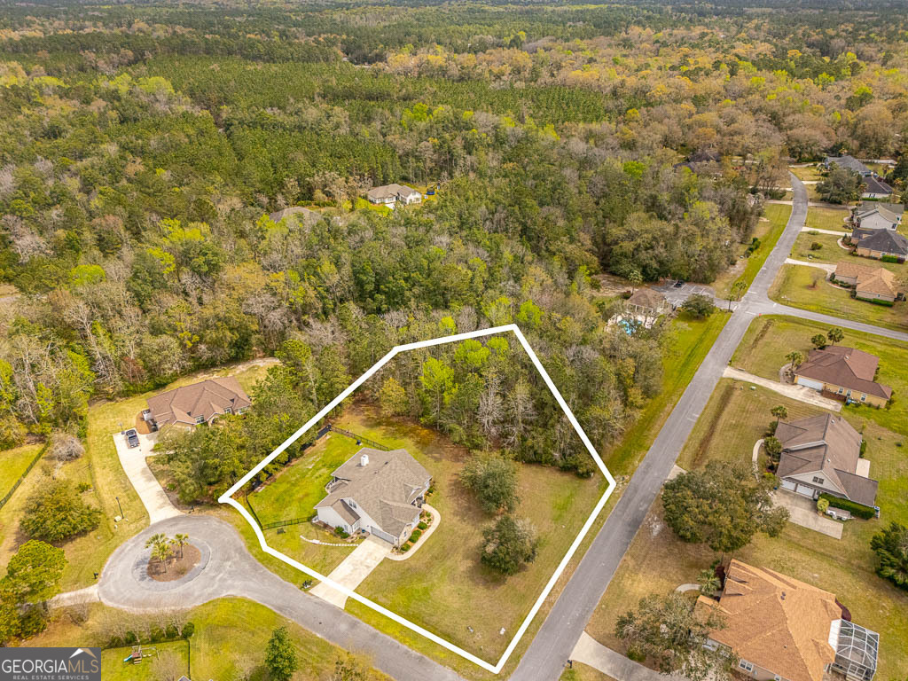 138 Drakes Landing Property Photo 2