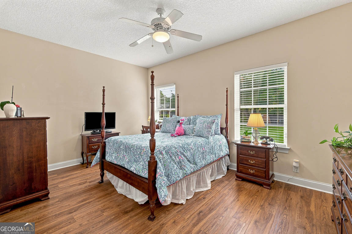 138 Drakes Landing Property Photo 26