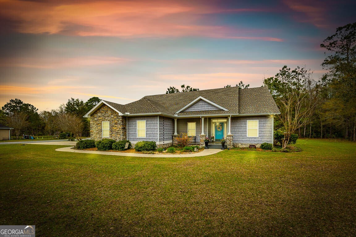 138 Drakes Landing Property Photo 44