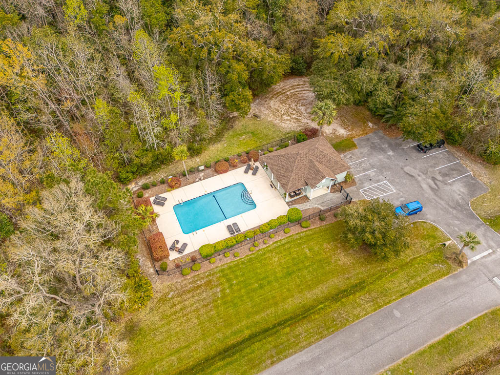 138 Drakes Landing Property Photo 50