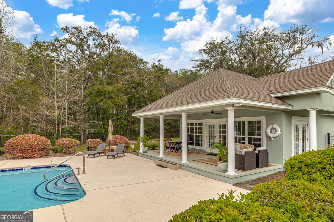 138 Drakes Landing Property Photo 51