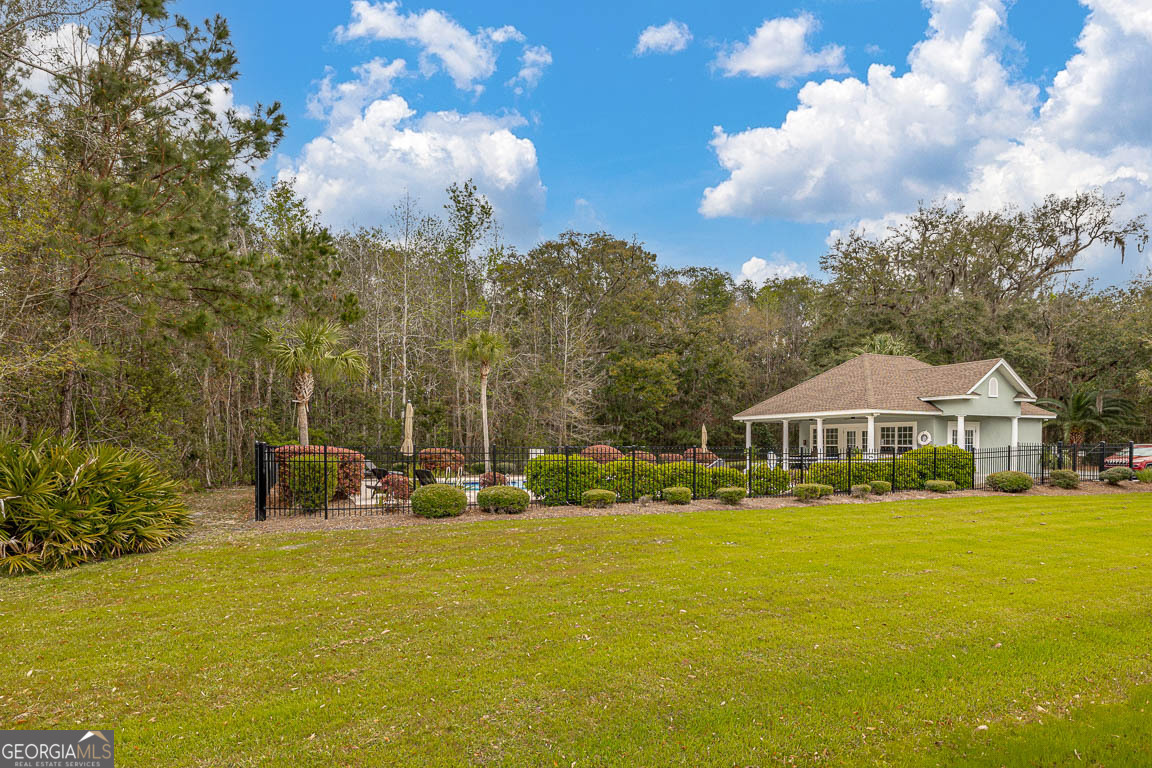 138 Drakes Landing Property Photo 53