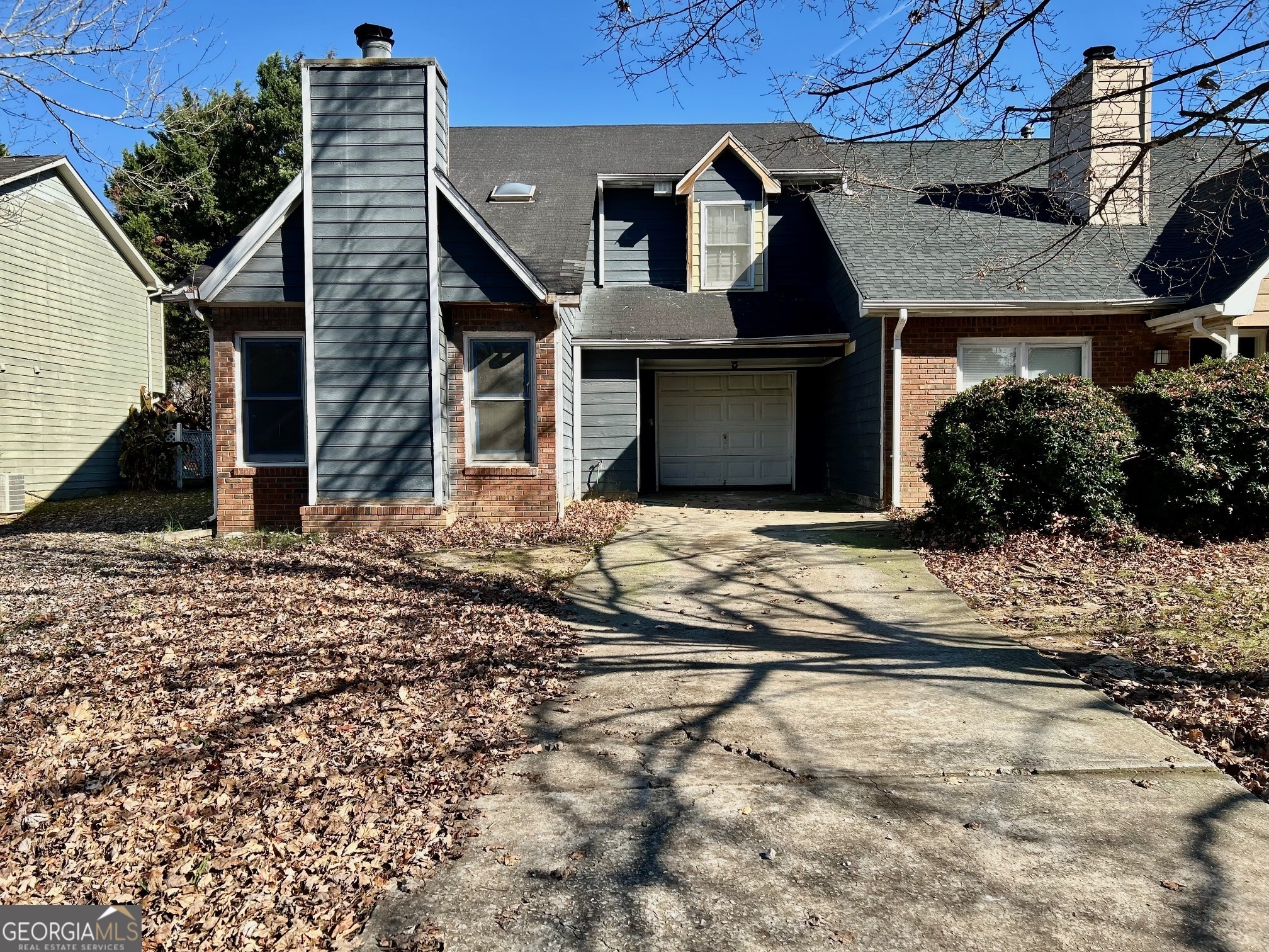 7978 Woodlake Drive Property Photo 1
