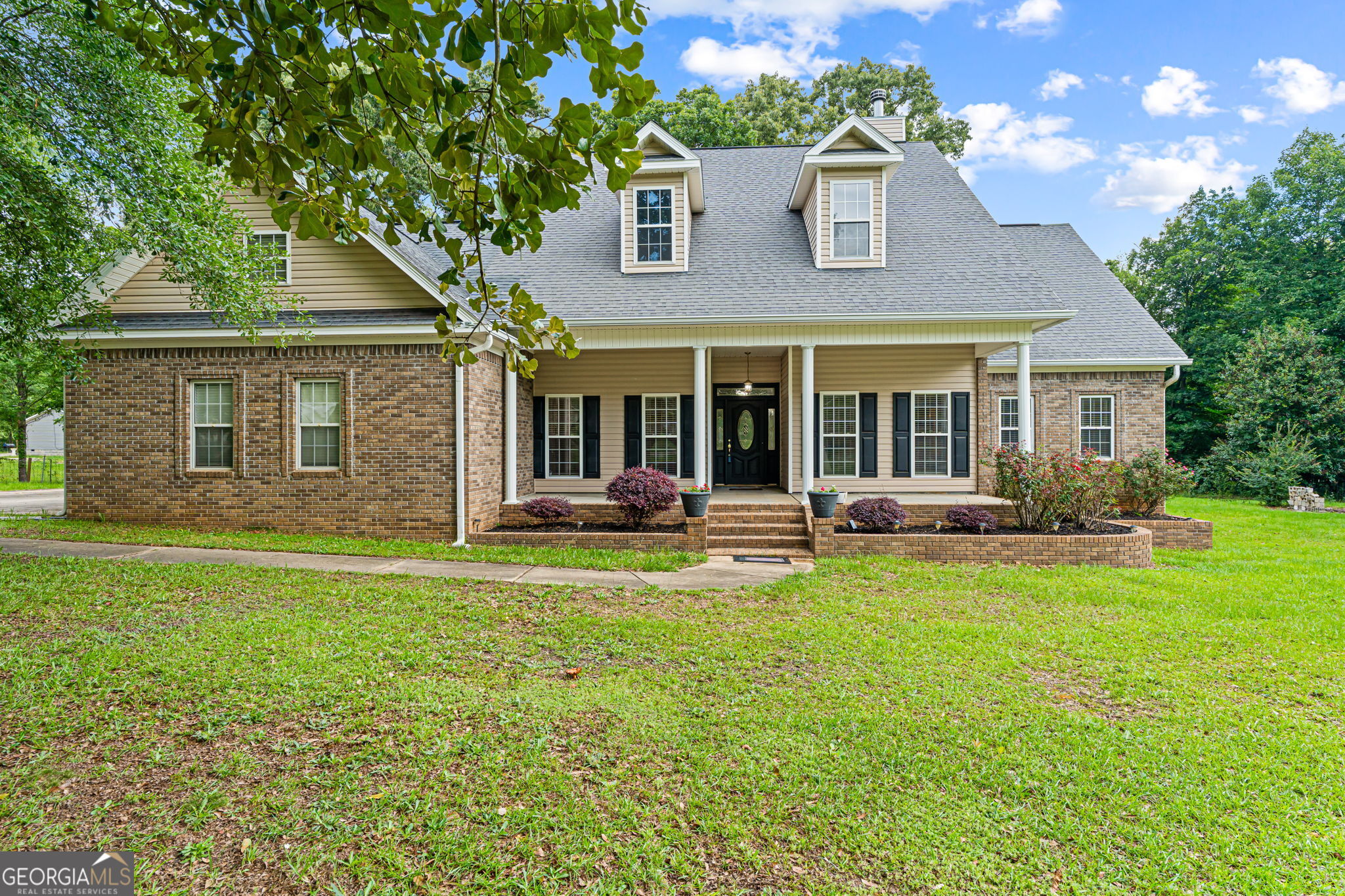 232 Bazemore Circle Property Photo 2