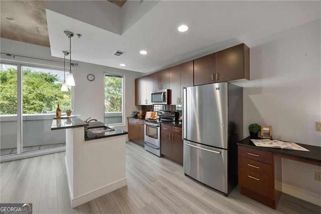 44 Peachtree Place Nw # 428 Property Photo 6