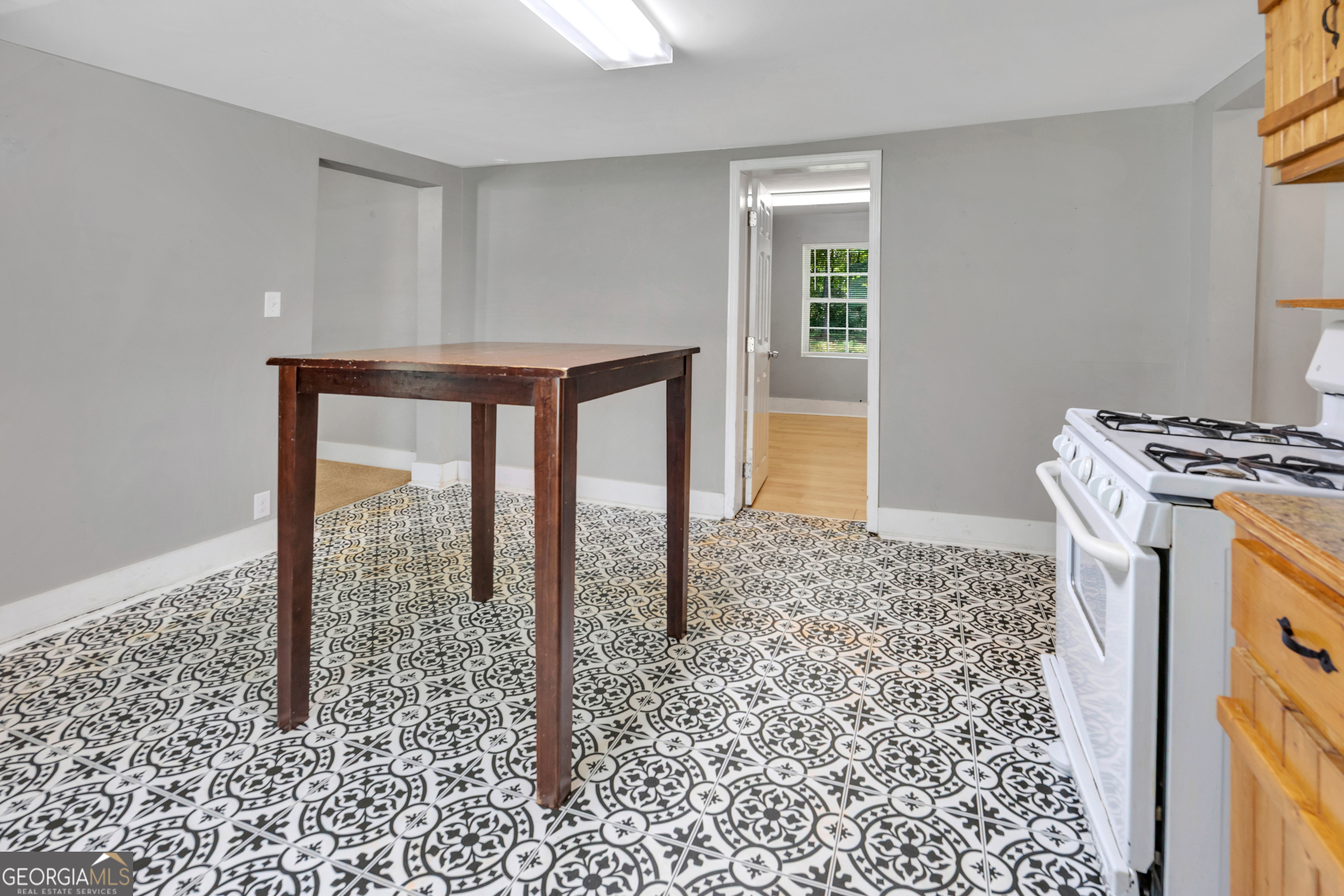 2089 Highway 81 S Property Photo 13