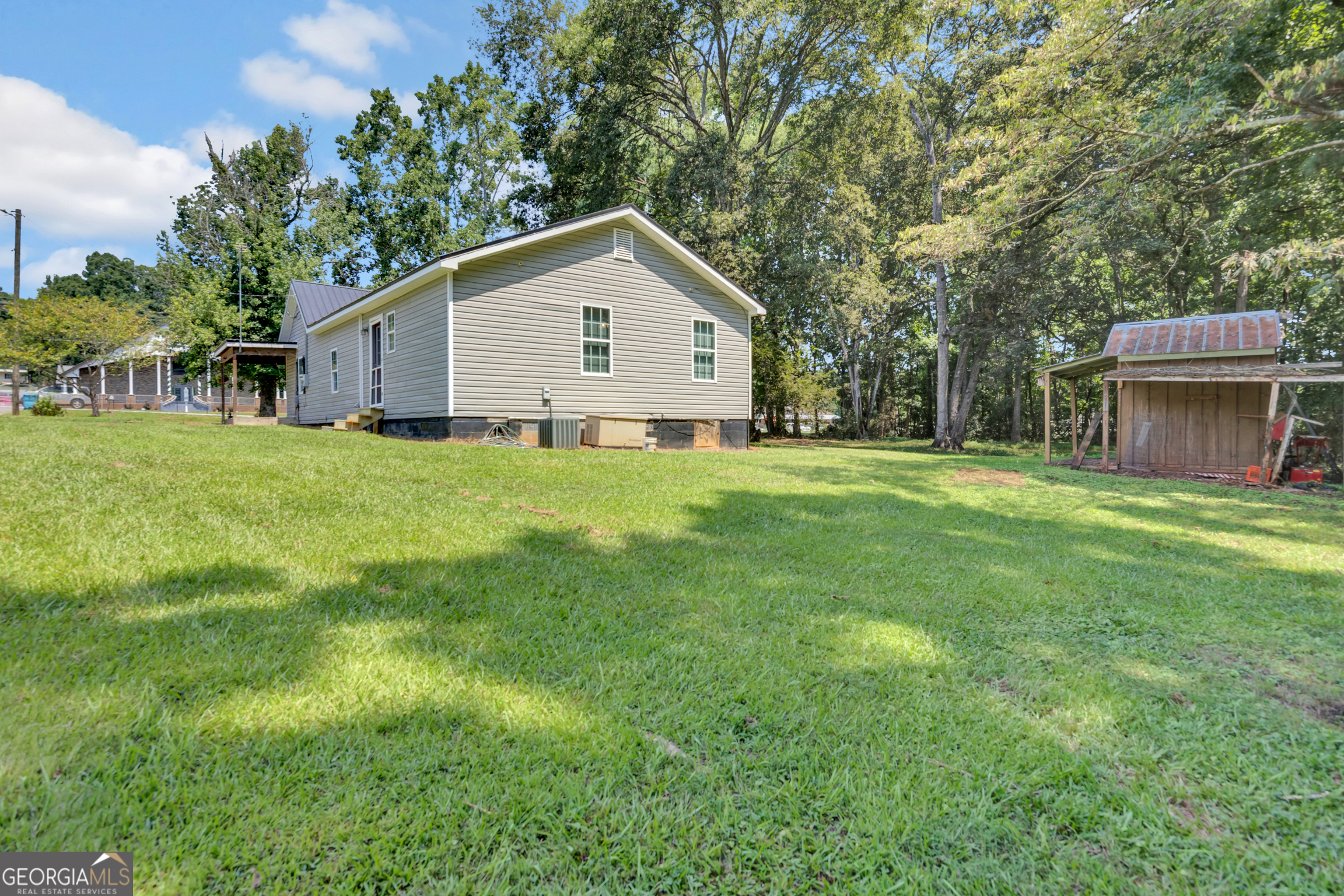 2089 Highway 81 S Property Photo 30