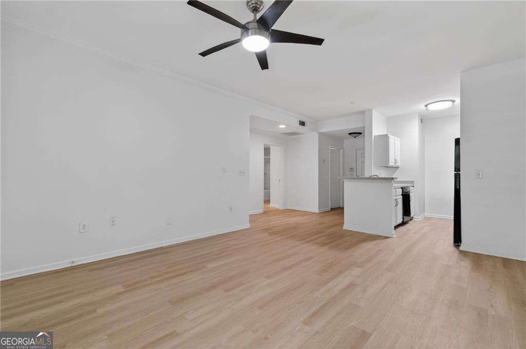 2700 Pine Tree Road Ne # 1011 Property Photo 6