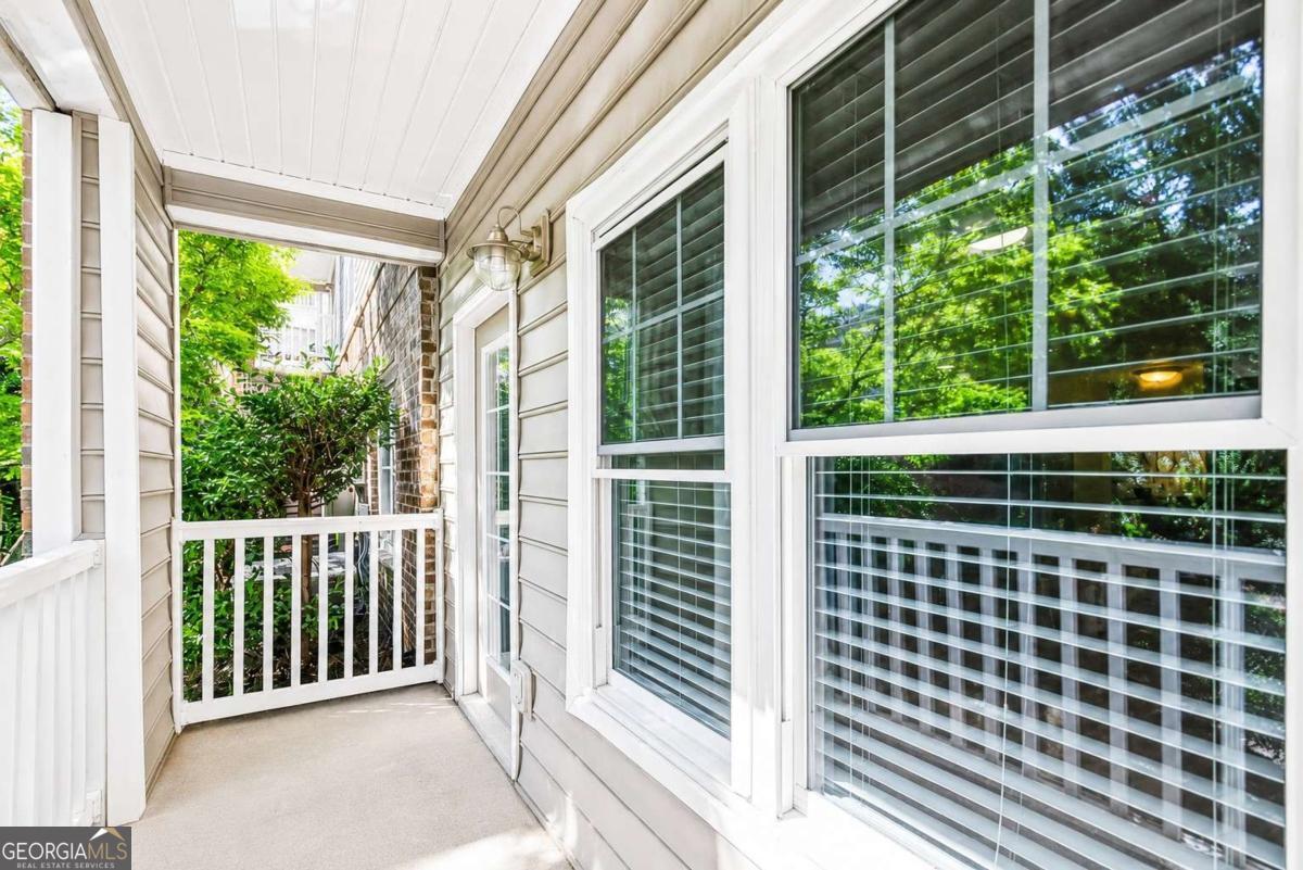 2700 Pine Tree Road Ne # 1011 Property Photo 7