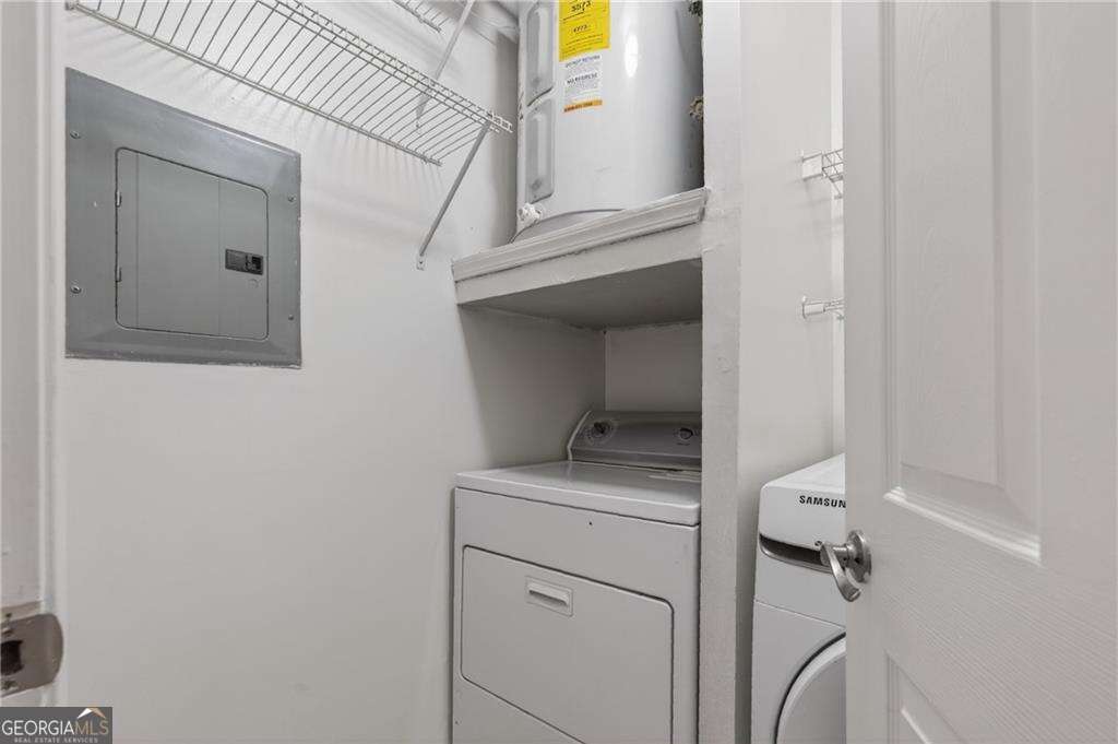 2700 Pine Tree Road Ne # 1011 Property Photo 10