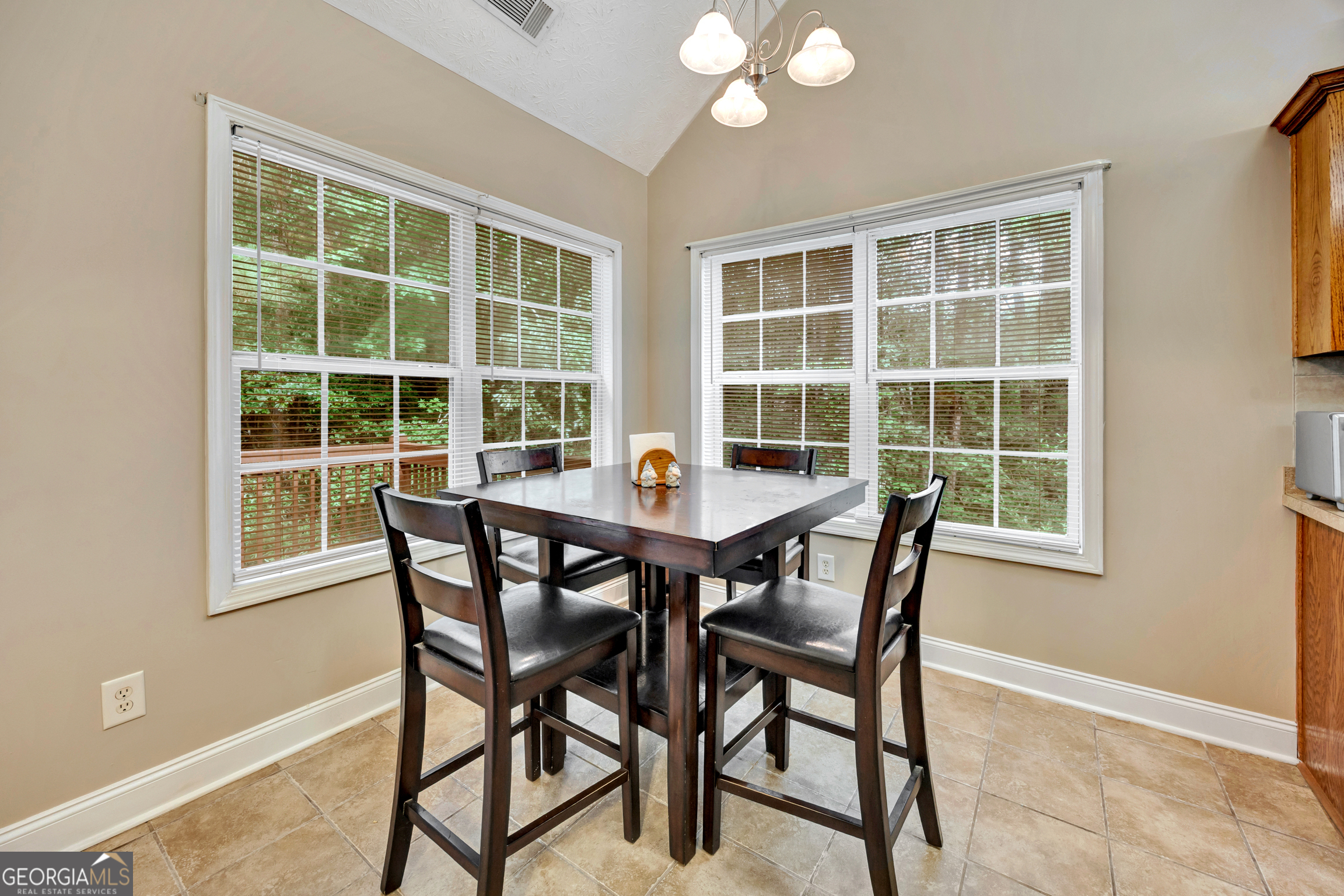 200 Cedar Road Property Photo 9