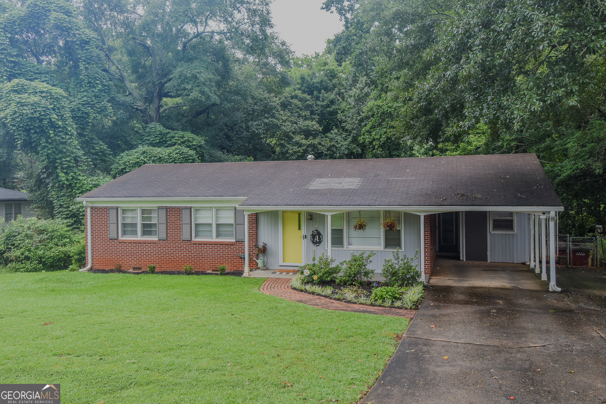 106 Garden Terrace Property Photo 1