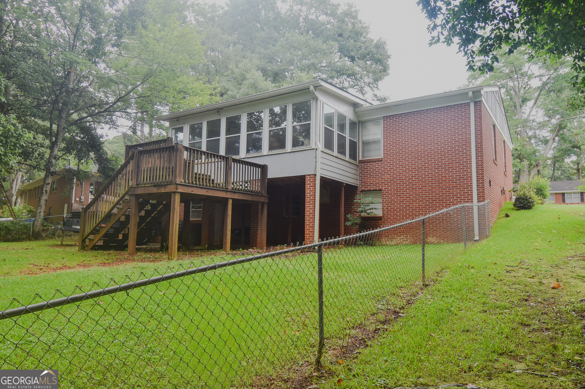 106 Garden Terrace Property Photo 5