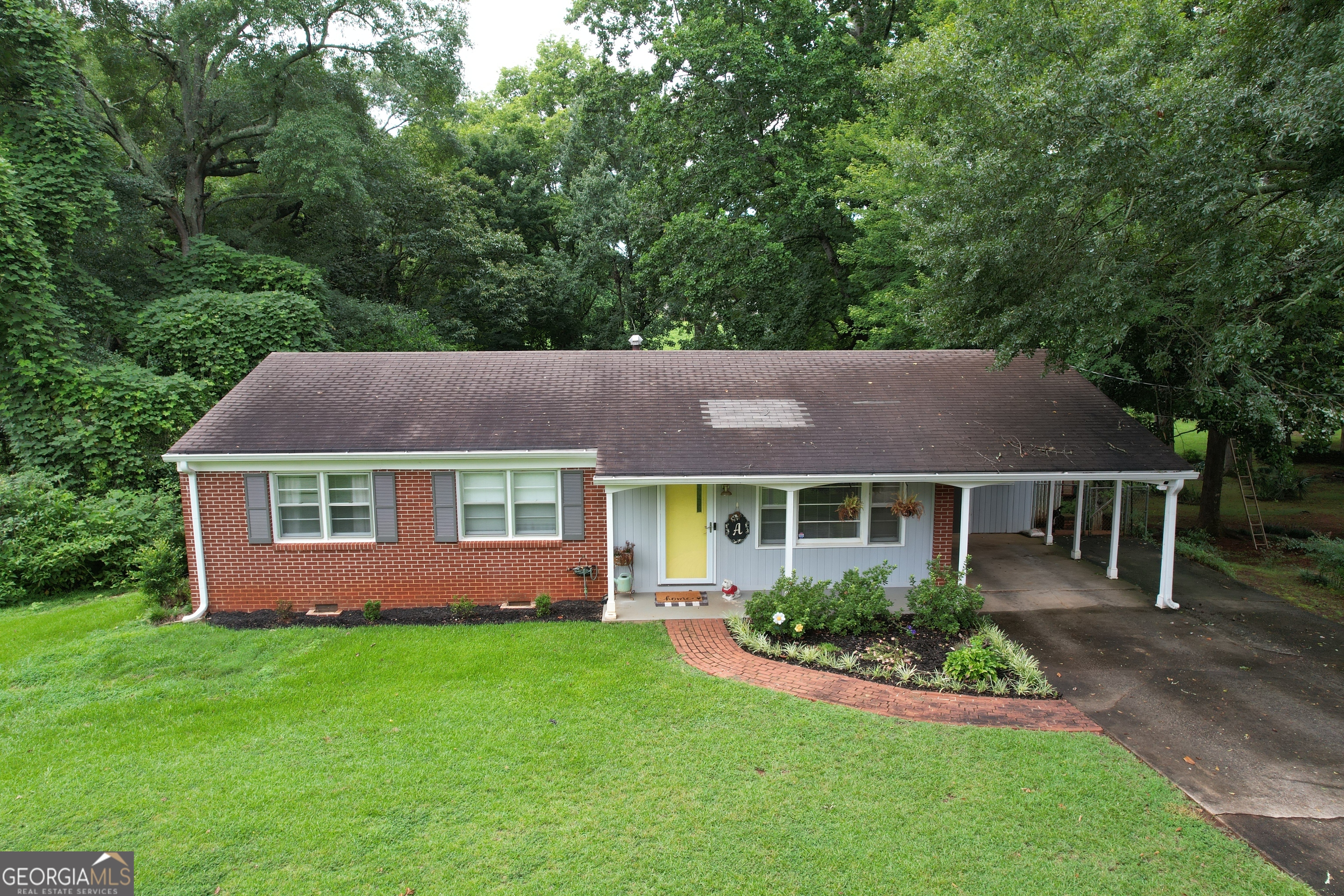 106 Garden Terrace Property Photo 39