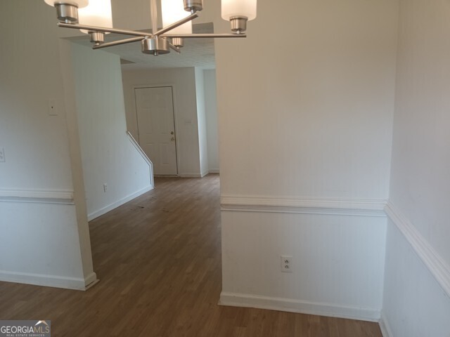476 Brookfield Way Property Photo 5