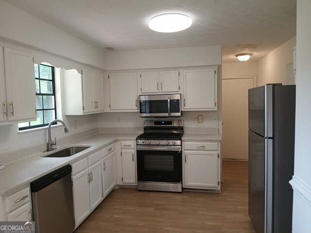 476 Brookfield Way Property Photo 6
