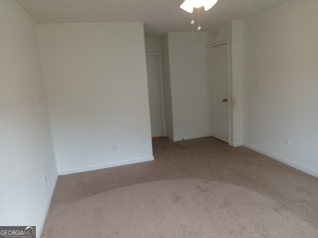 476 Brookfield Way Property Photo 12