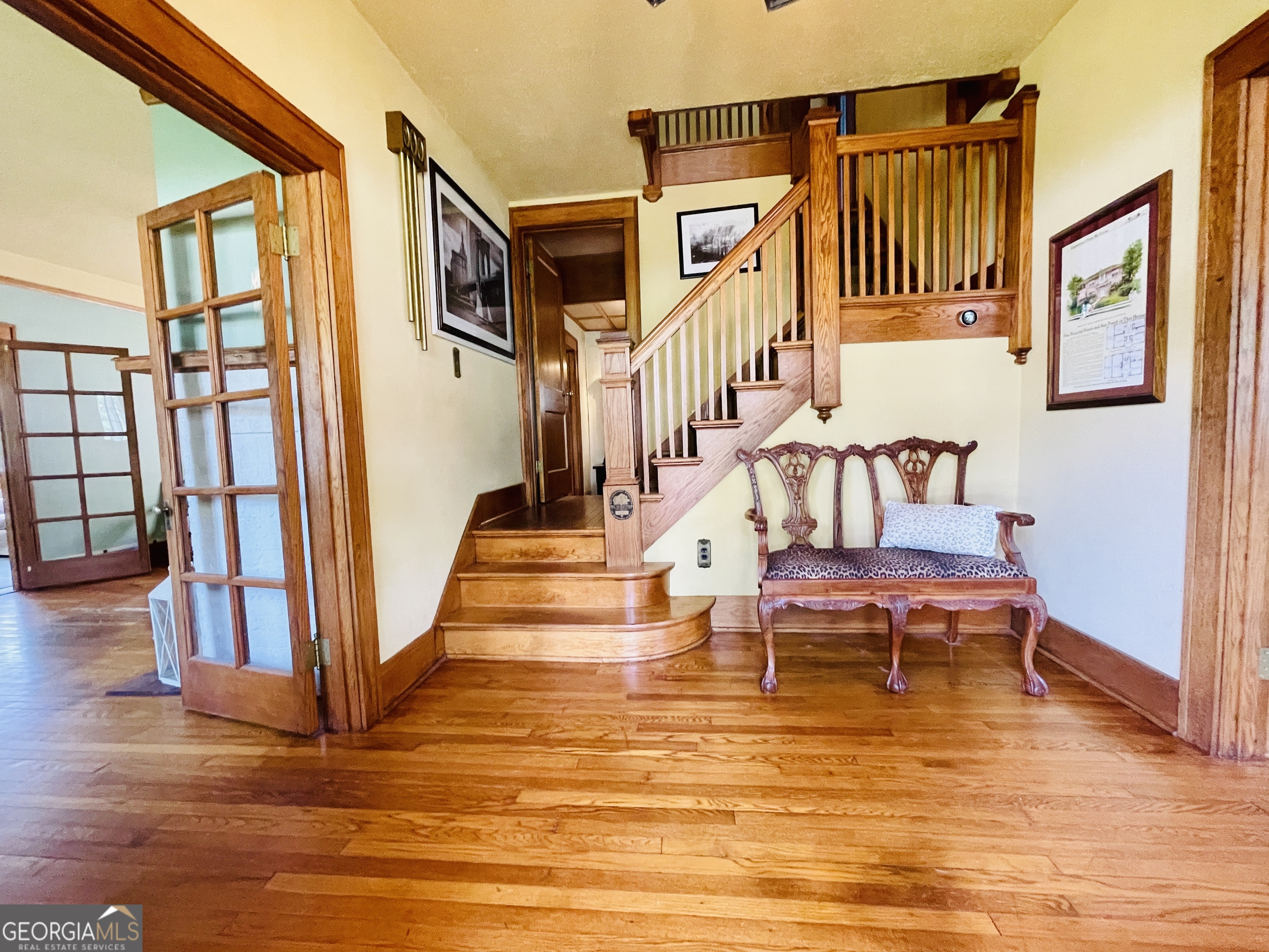 1711 S Holly Street Property Photo 10