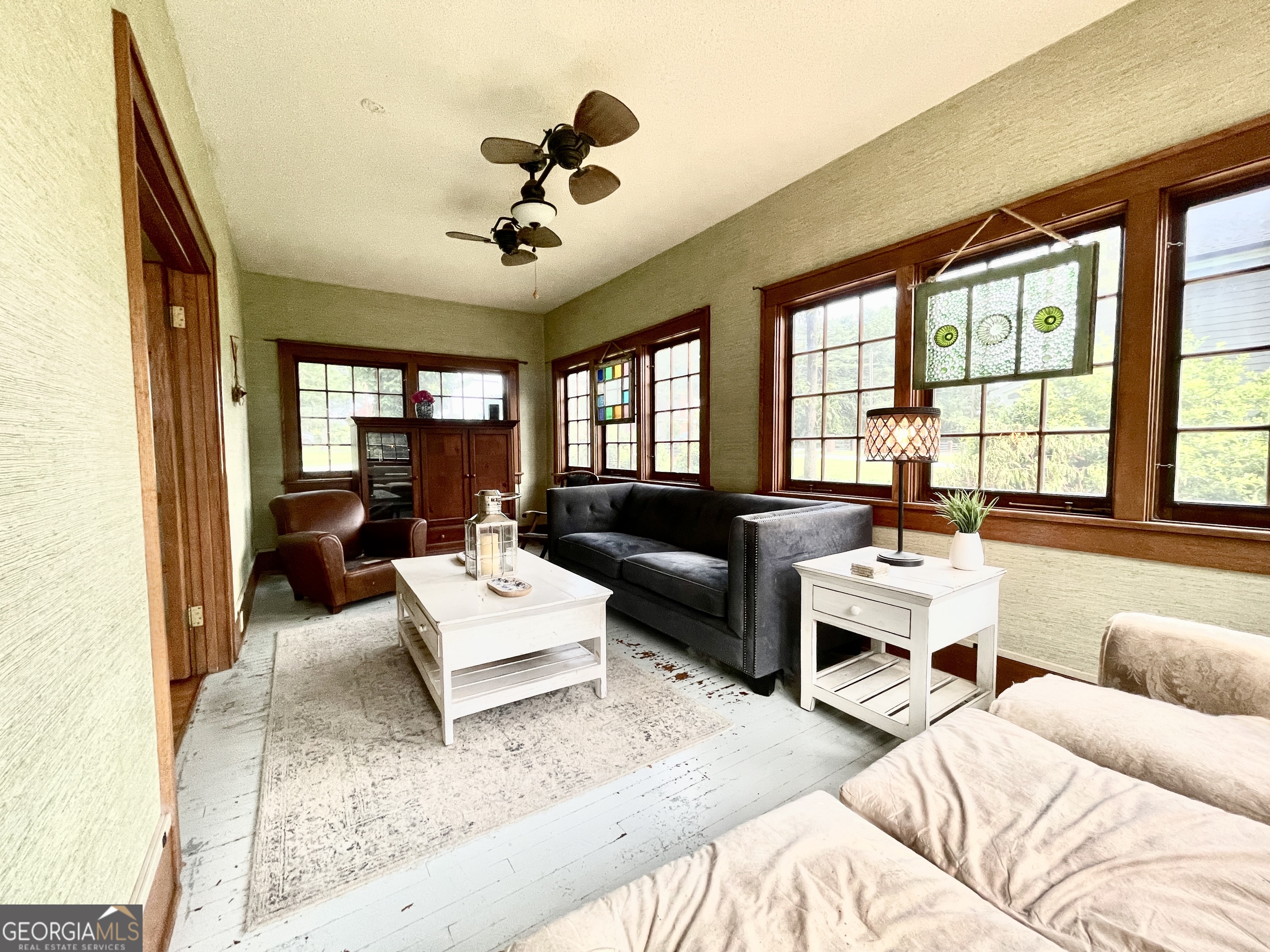 1711 S Holly Street Property Photo 17