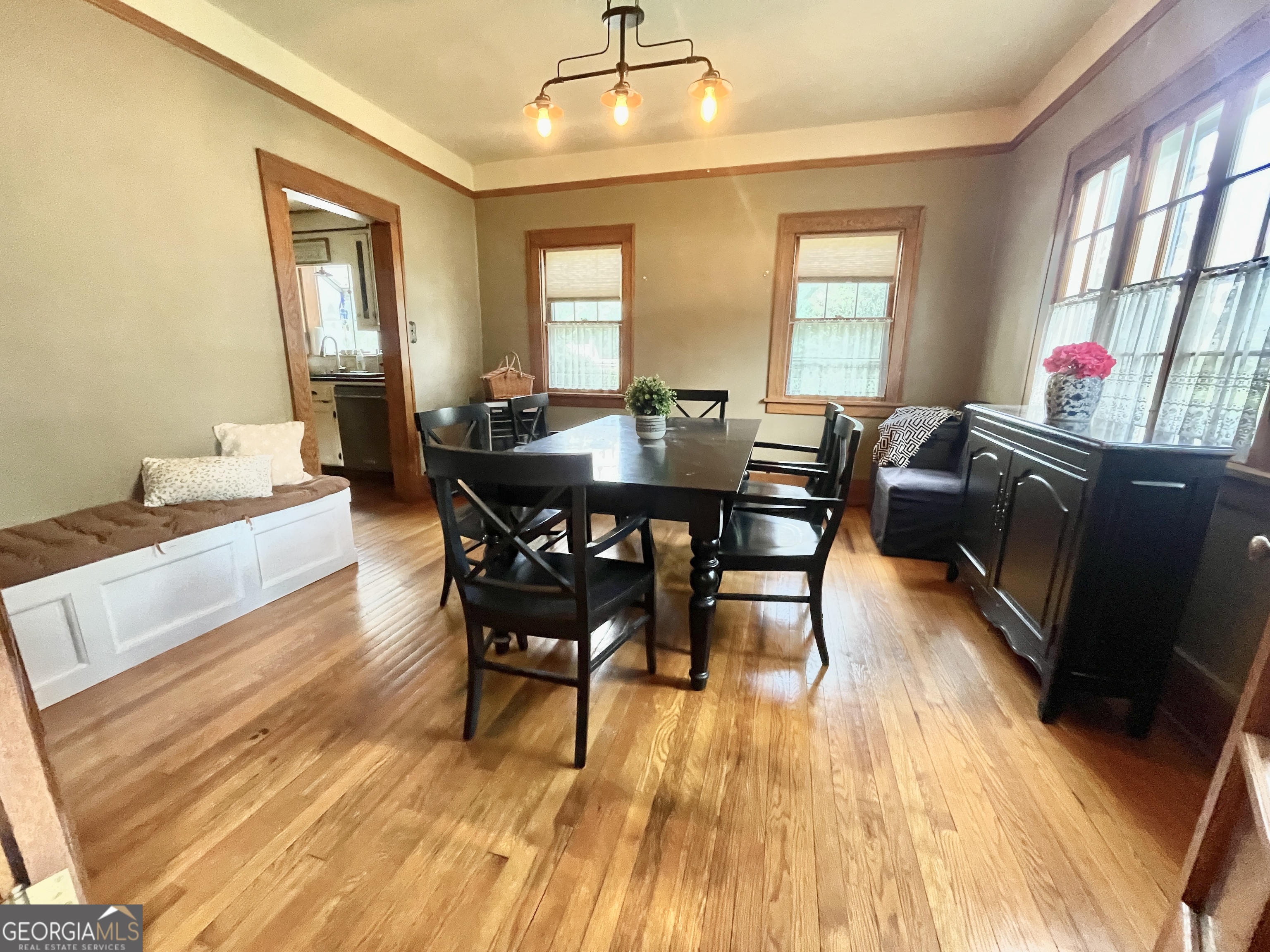 1711 S Holly Street Property Photo 24